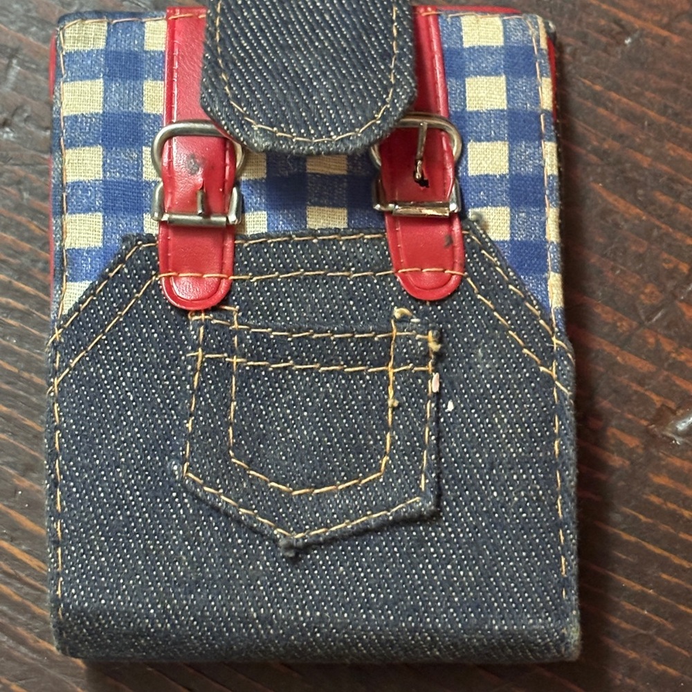 Vintage 80’s overall wallet super cute retro fun!